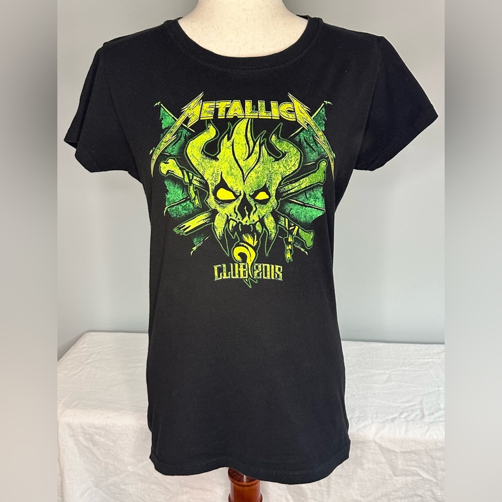 Official Metallica Club 2015 Tee Shirt woman’s  SZ Lg Black and Bright Green
